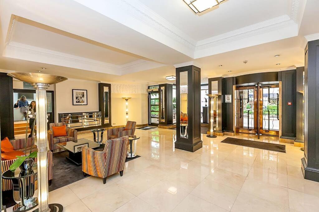 Art-Deco Apartment In Very Popular Chelsea Area London Exterior photo